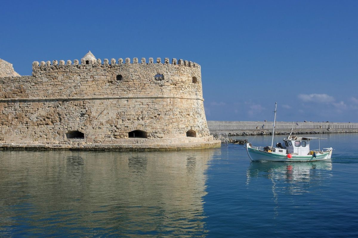 TEAM PRESENTATION - HERAKLION