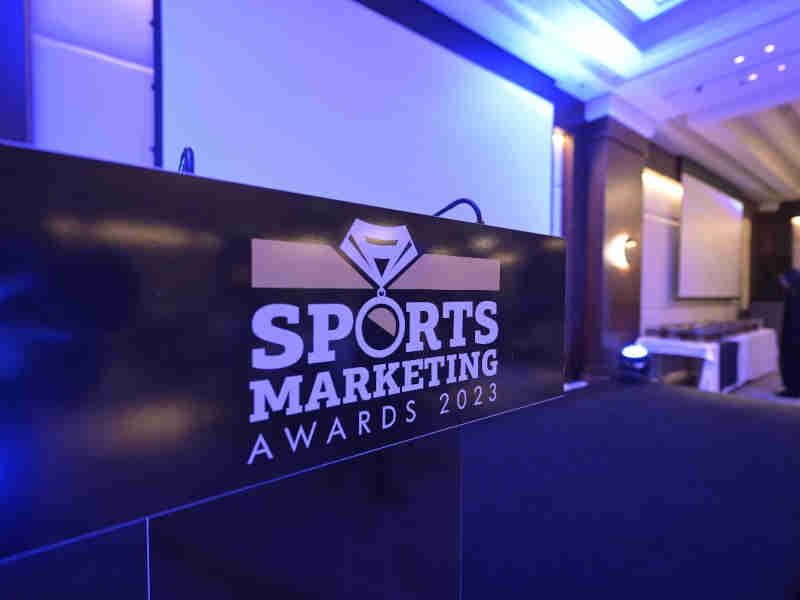 Καρέ βραβείων για τον ΔΕΗ Ποδηλατικό Γύρο στα Sports Marketing Awards