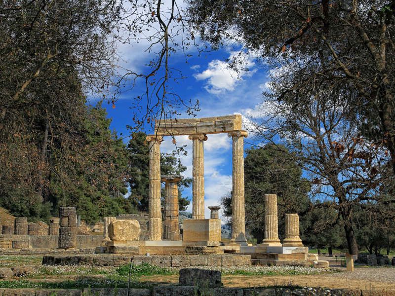 Στην κοιτίδα του παγκόσμιου Ολυμπισμού, την Αρχαία Ολυμπία, ο τερματισμός του ΔΕΗ Ποδηλατικού Γύρου Ελλάδας